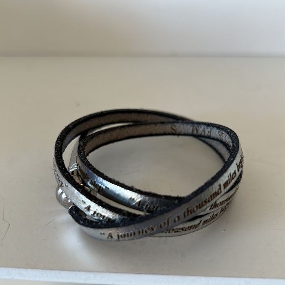 AMEN silver leather wrap bracelet engraved with our journey… - Picture 9 of 10